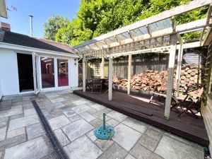 Photo 18- click for photo gallery